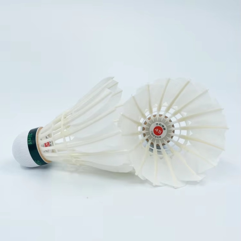 Volante de bádminton de plumas - Badminton Vietnam reseña y precio